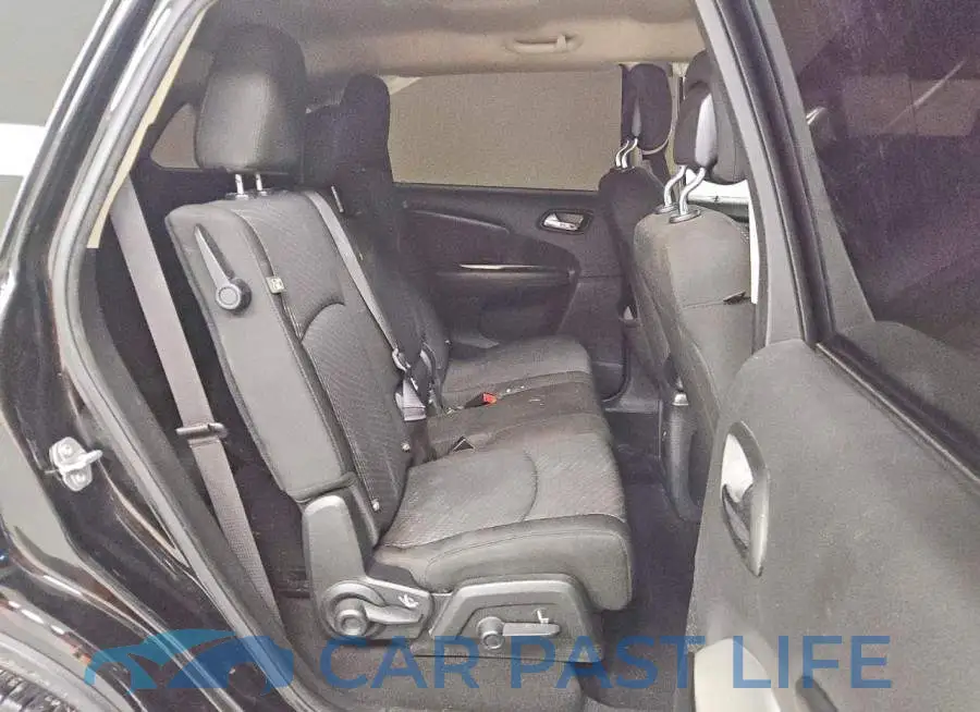 3C4PDCAB3LT280945# 11