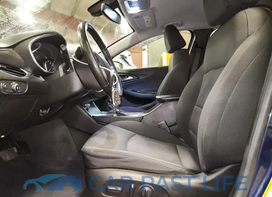 1G1ZD5ST5JF184522# 7