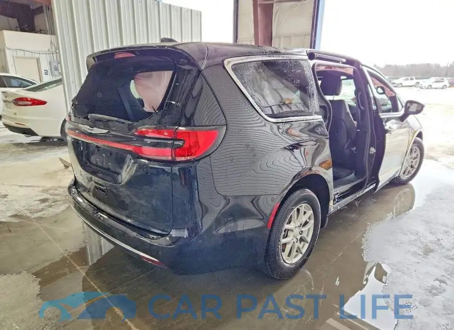 2C4RC1BG6TR200843# 3