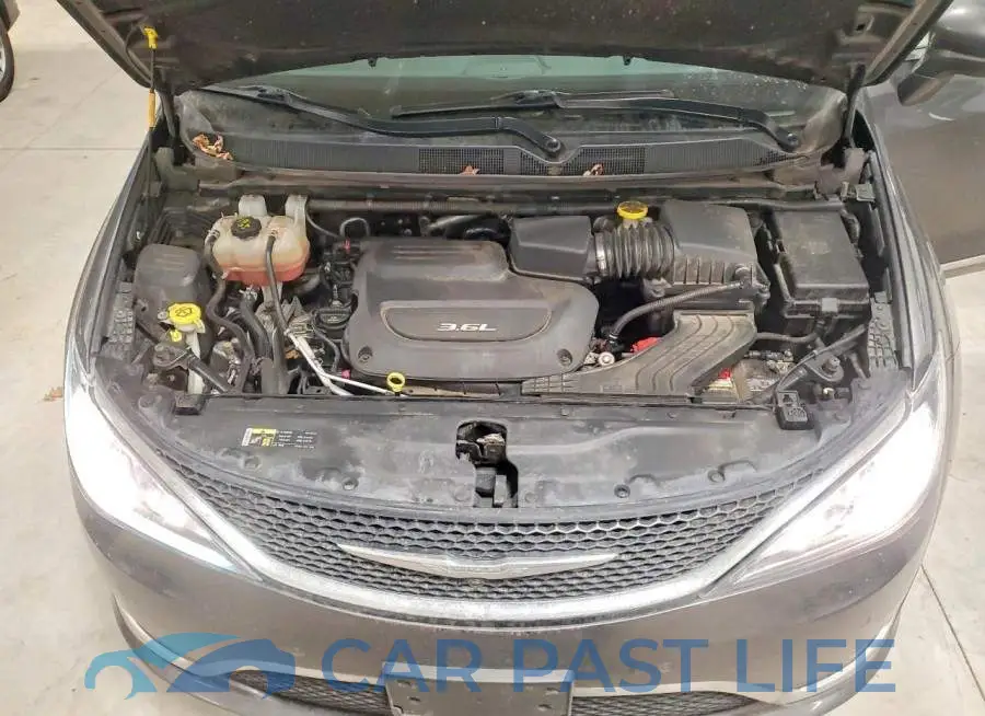 2C4RC1EG4HR515594# 12