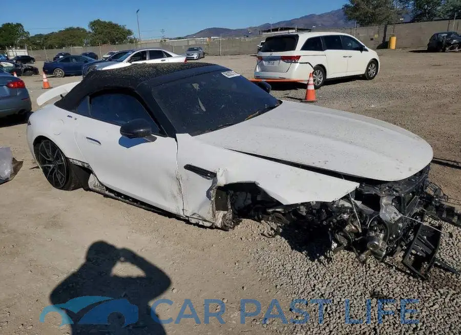 W1KVK8BB3NF006575# 4