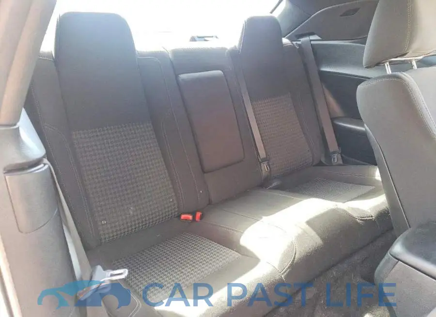 2C3CDZAG1JH218533# 10