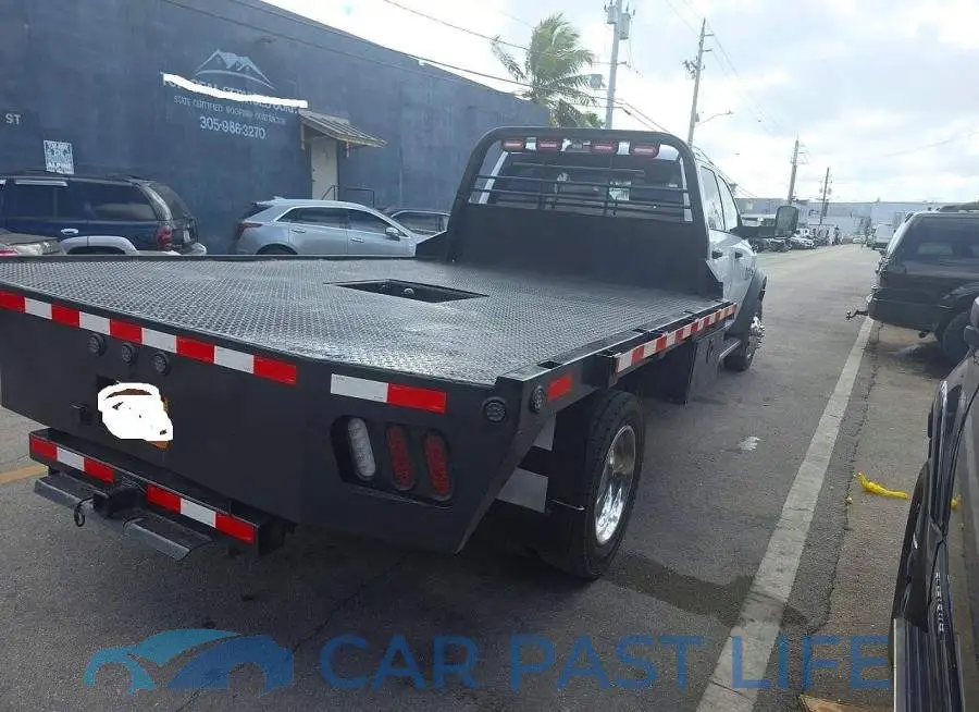 3C7WRNFL4JG412310# 4