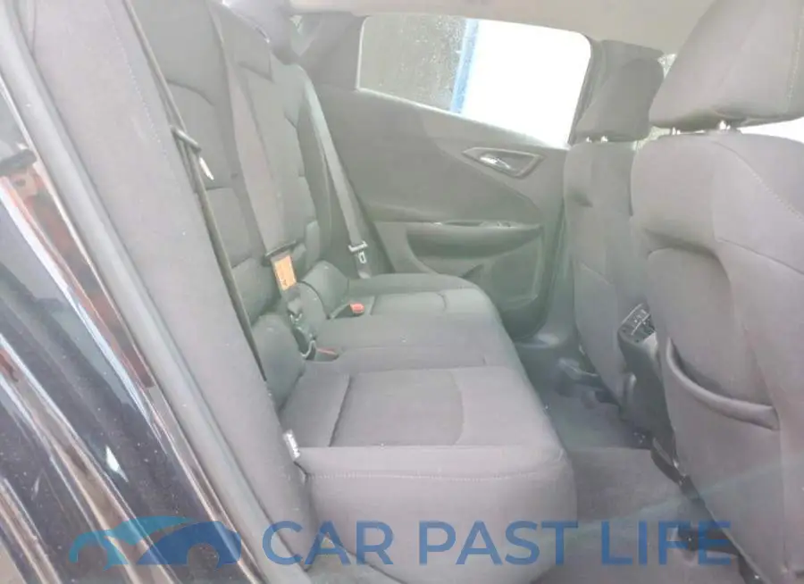 1G1ZD5ST6PF241612# 10