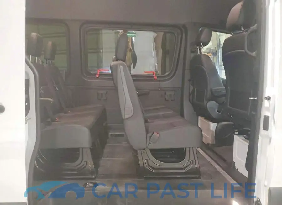 W1Z4KFHY1SP762134# 11