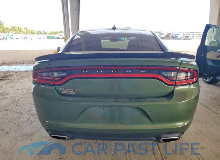2C3CDXBG4PH700635# 6