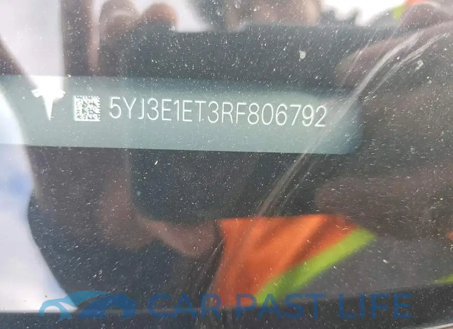 5YJ3E1ET3RF806792# 12
