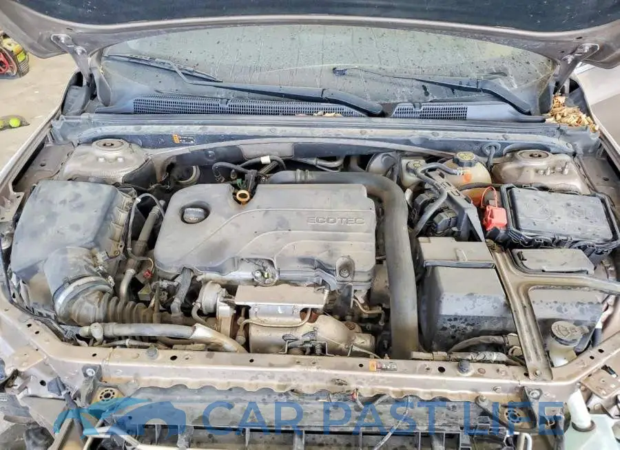 1G1ZD5ST5KF104329# 11