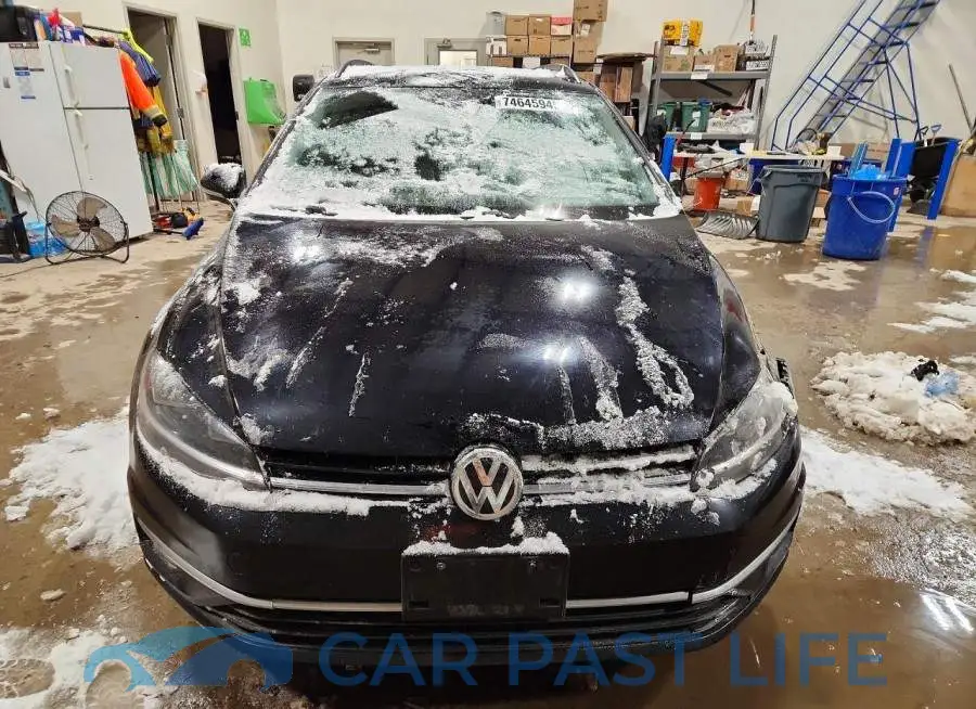 3VW117AU1KM504257# 5