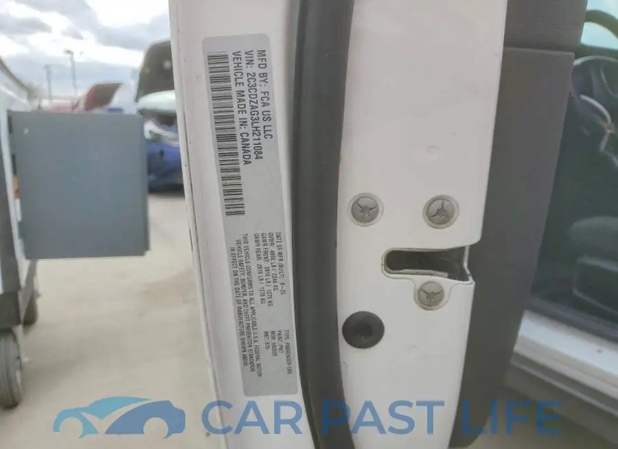 2C3CDZAG3LH211084# 12