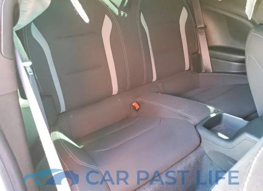 1G1FB1RS8R0102067# 10