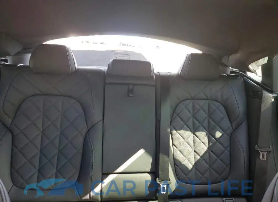 5UX33EX02R9S57997# 10