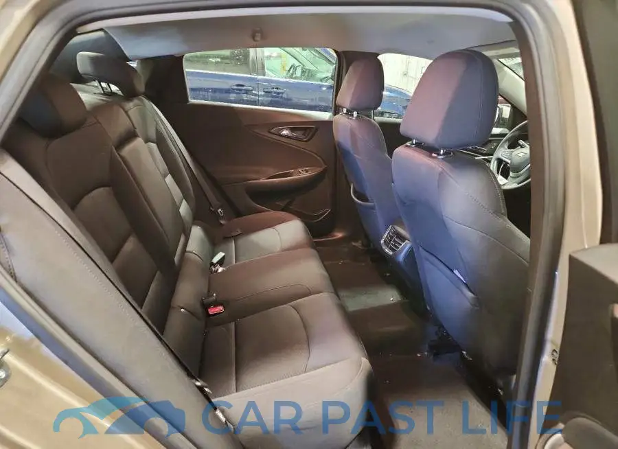 1G1ZD5ST0NF159193# 10