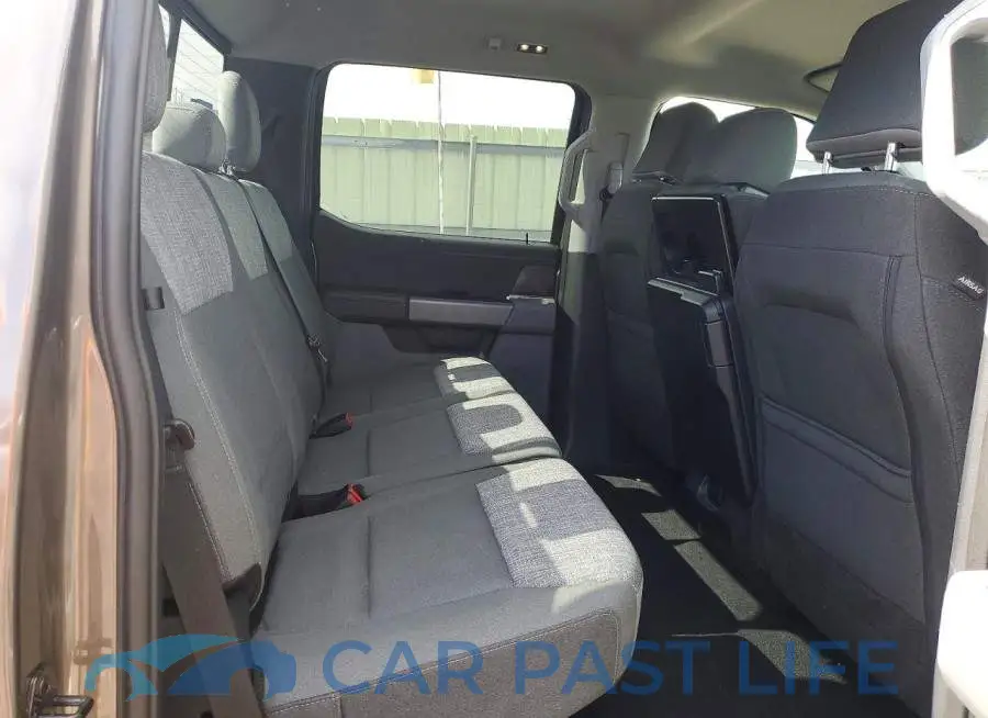 1FTFW1E8XPFB51402# 10