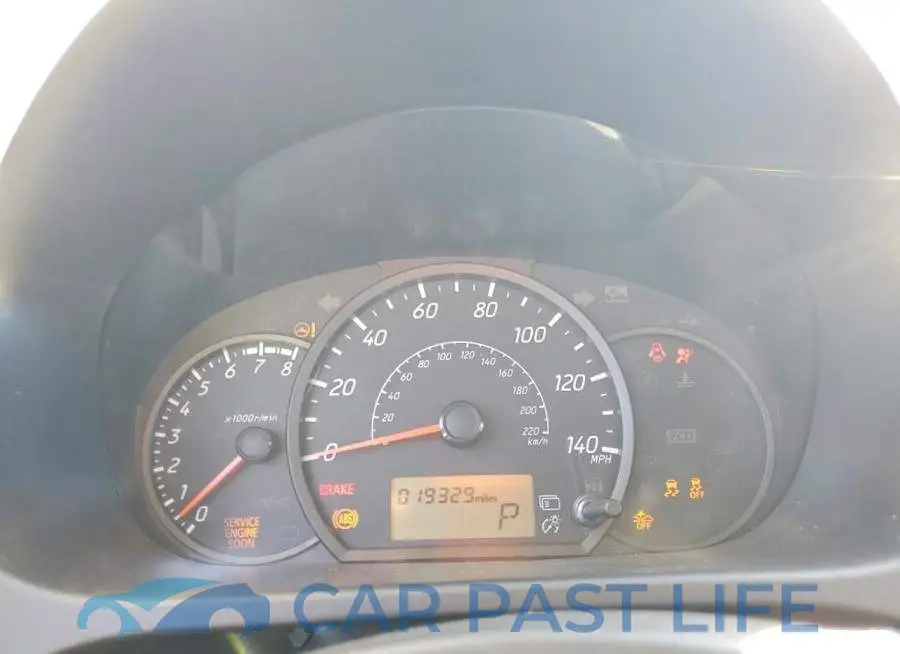 ML32AUHJ8RH031878# 9