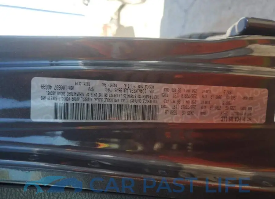 1C4HJXEG4JW319575# 13