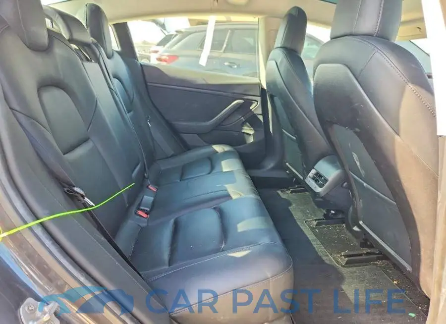 5YJ3E1EB5LF712086# 10