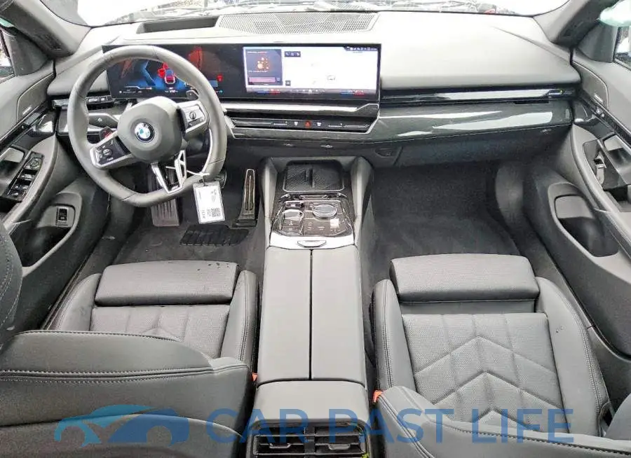 WBA43FJ07TCW37400# 8