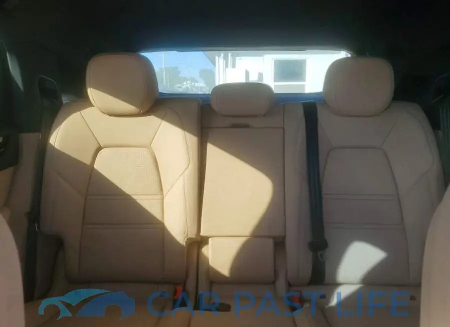WP1BE2AY5NDA51308# 10