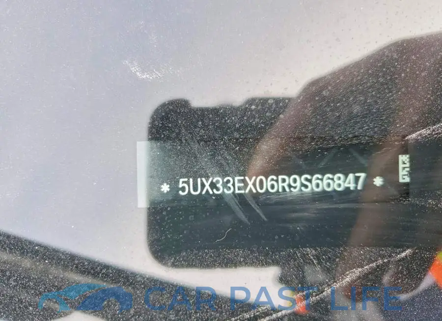 5UX33EX06R9S66847# 14