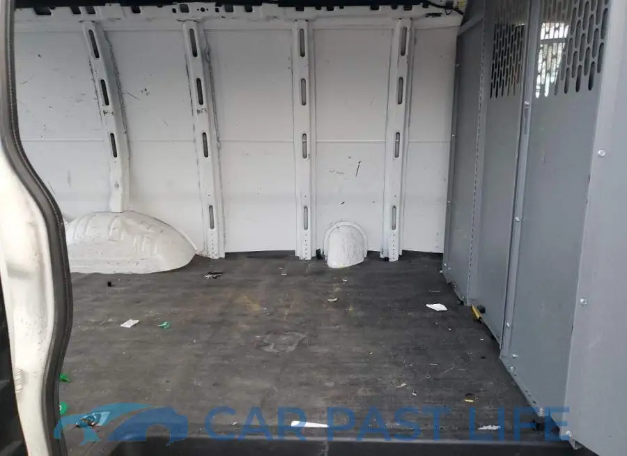 1GCWGAFP1P1102668# 11