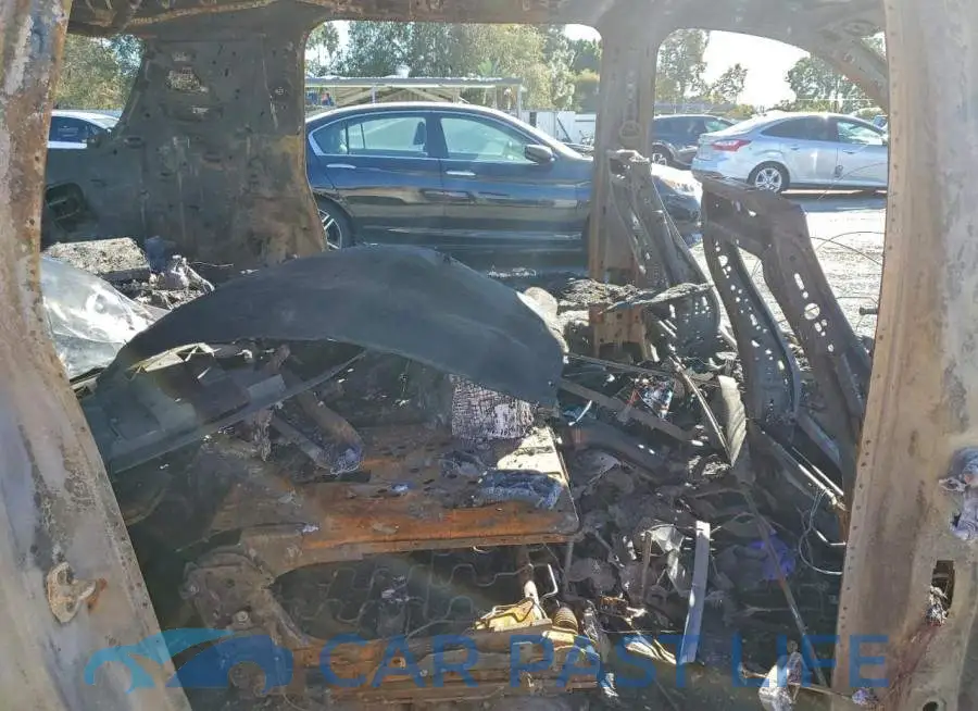1GNSKDKD7MR275402# 11