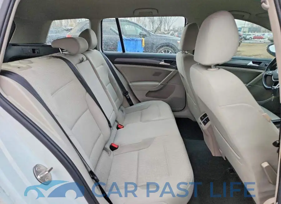 3VW117AU3KM502333# 10