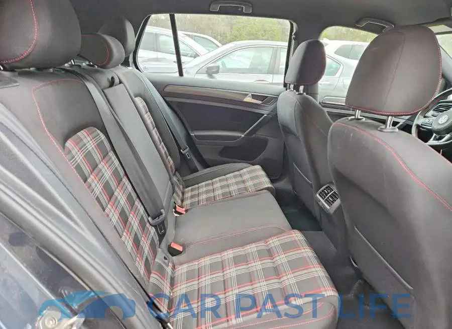 3VW6T7AU6LM009988# 10