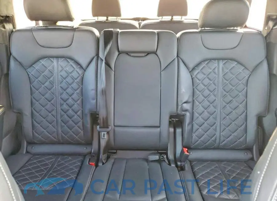 WA1VWBF76ND019876# 10