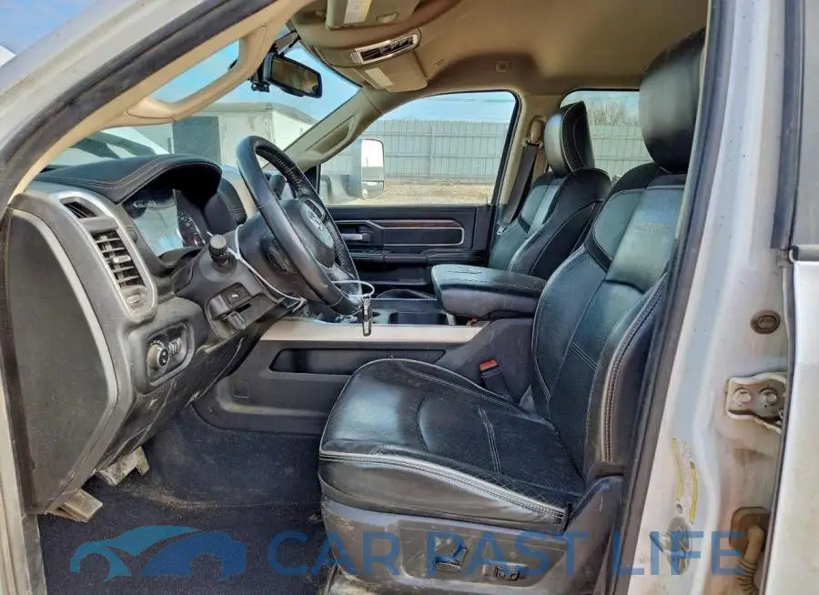 3C63RRJL3KG692258# 7