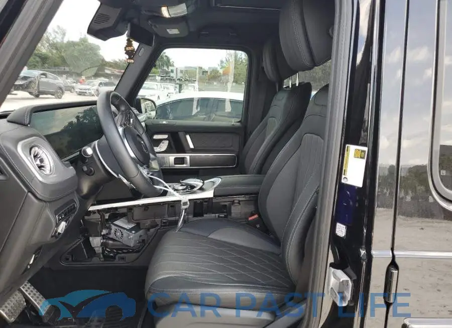 W1NYC6BJ8RX510824# 7