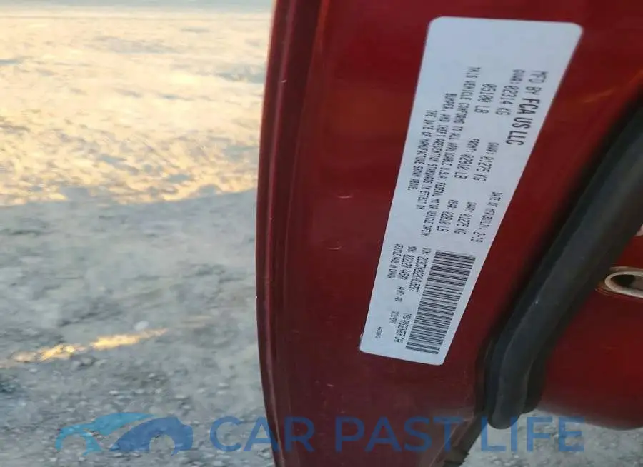 2C3CDXBG2KH615267# 13