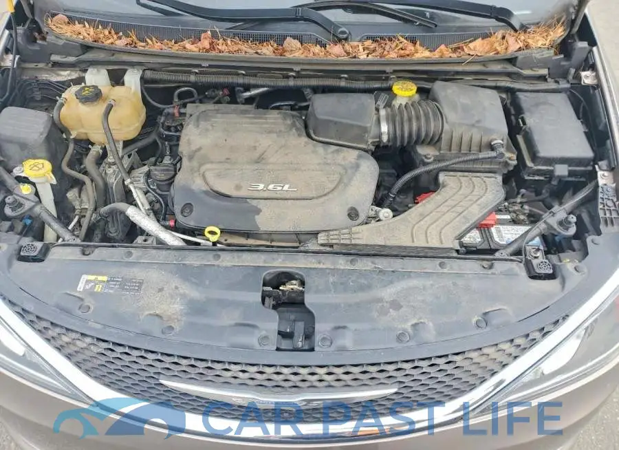 2C4RC1EG8HR721792# 12