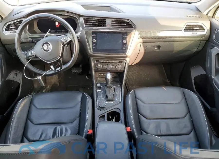 3VV4B7AX4JM197139# 8