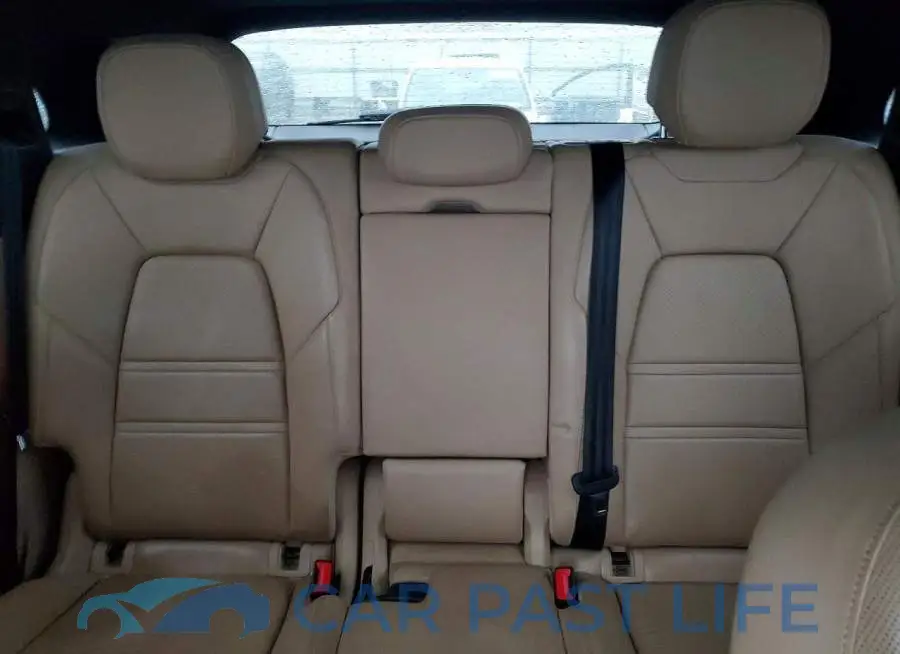 WP1AE2AY8KDA50810# 10