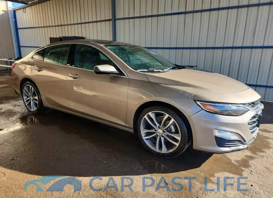 1G1ZD5ST3NF118590# 4