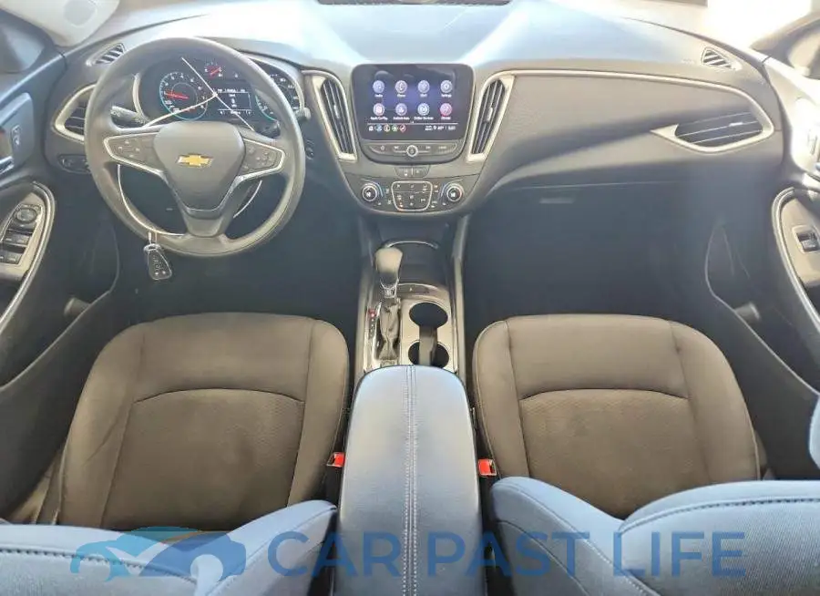 1G1ZD5ST3NF118590# 8