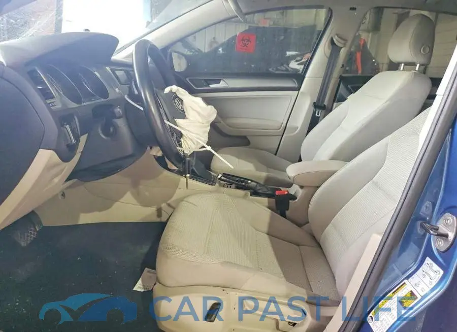 3VW217AU9HM011990# 7