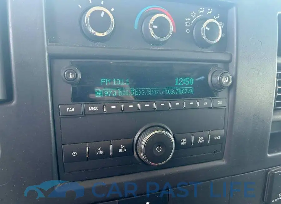 1GTW7AFG2J1909739# 12