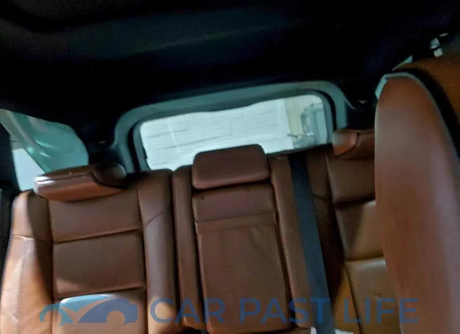 1C4RJFCT3LC240305# 10