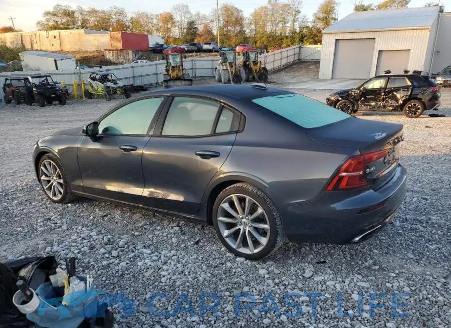 7JR102TZXMG113253# 2