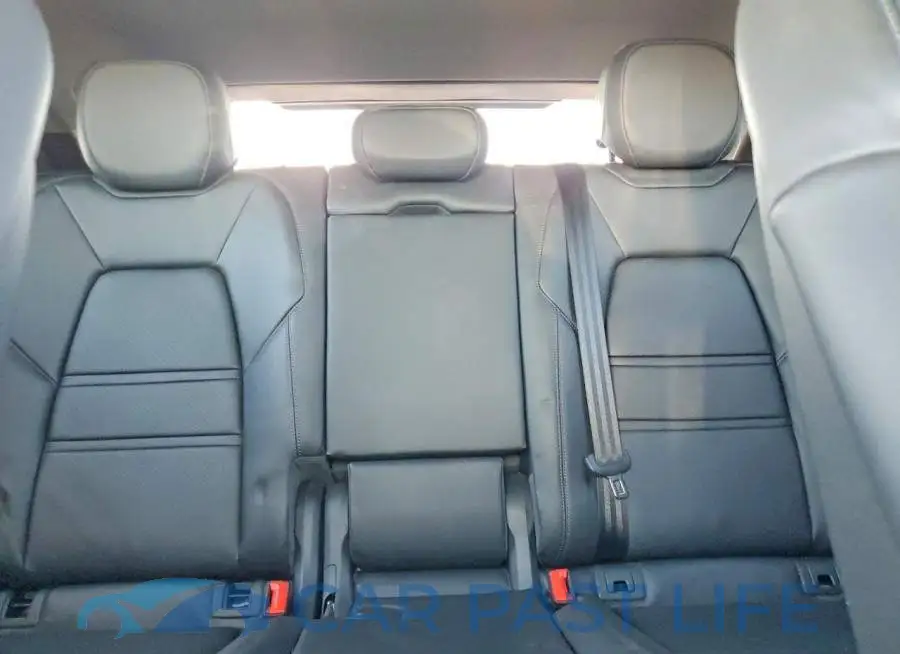 WP1BE2AY8NDA51058# 10