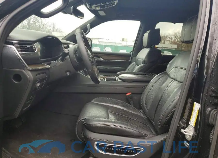 1C4SJSEPXRS110045# 7