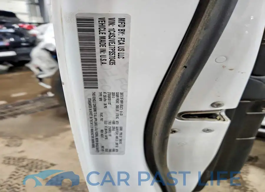 1C4SJVEJ7PS570435# 14