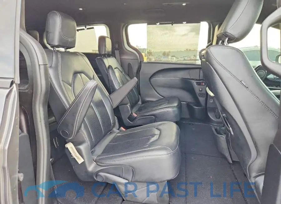 2C4RC1EG8LR200483# 8