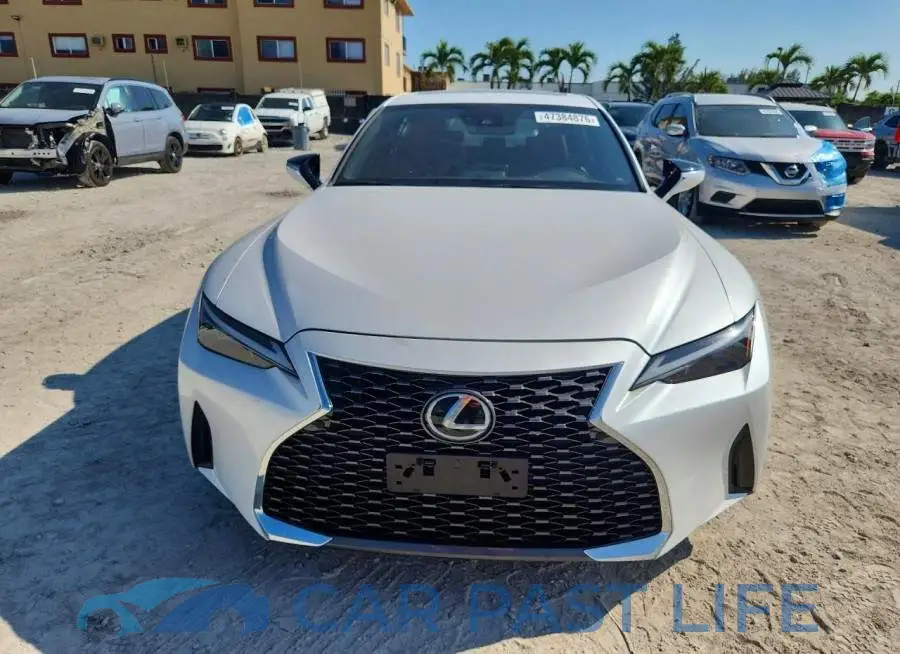 JTHC81F25M5043518# 5