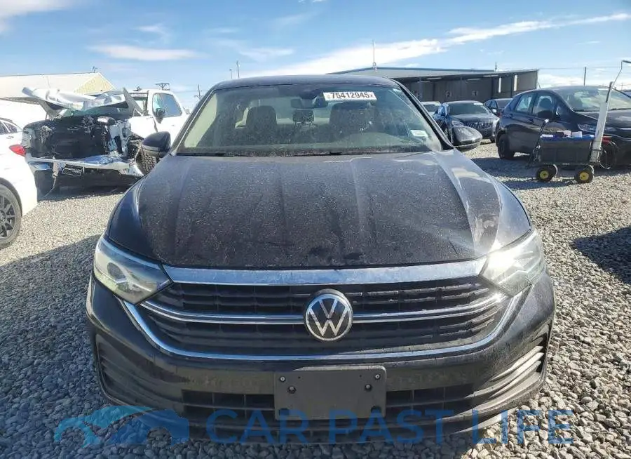 3VWEM7BU5RM060057# 5