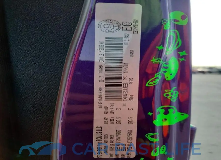 1C4BJWFG5JL820281# 12