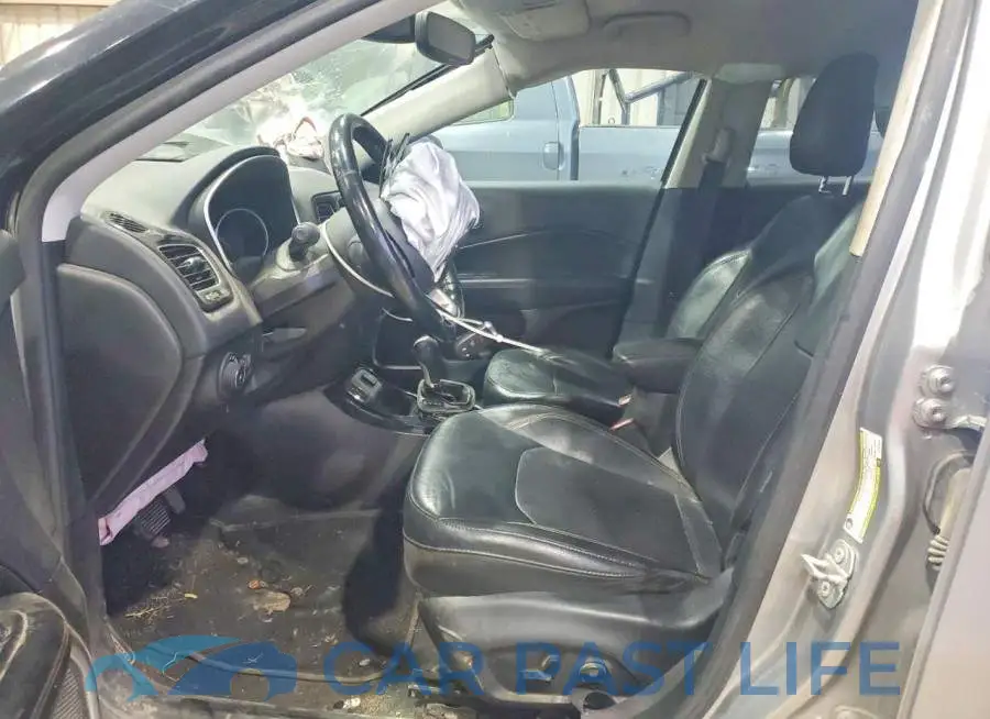 3C4NJCCB1LT107972# 7