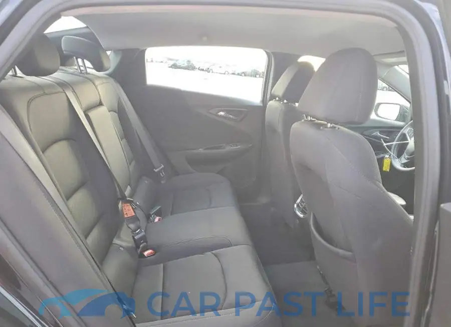 1G1ZD5ST2PF243390# 10